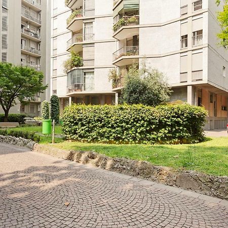 Moscova Balcony Flat Apartment Милано Екстериор снимка