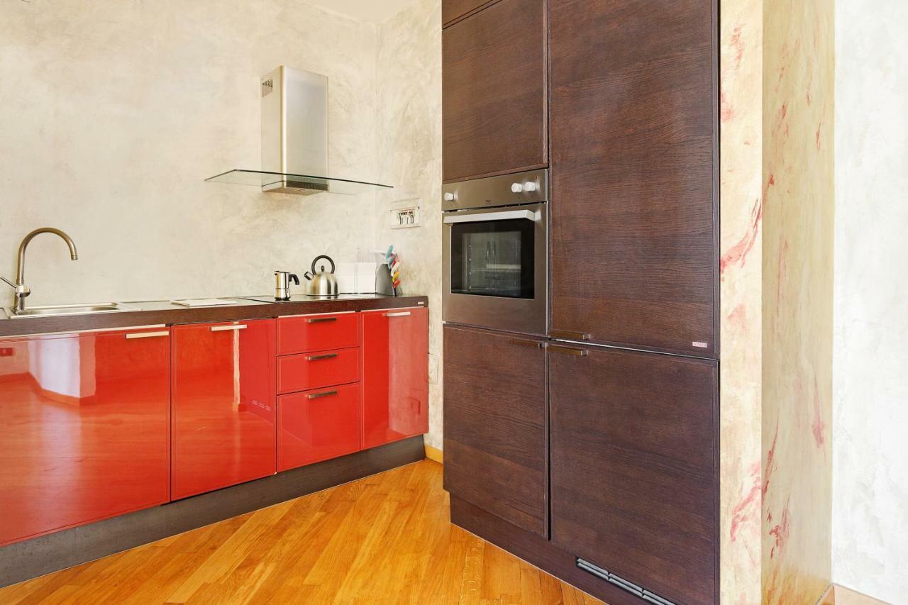 Moscova Balcony Flat Apartment Милано Екстериор снимка